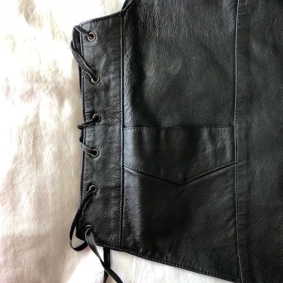 Vintage Lucky leather motorcycle vest size M - Picture 4 of 4
